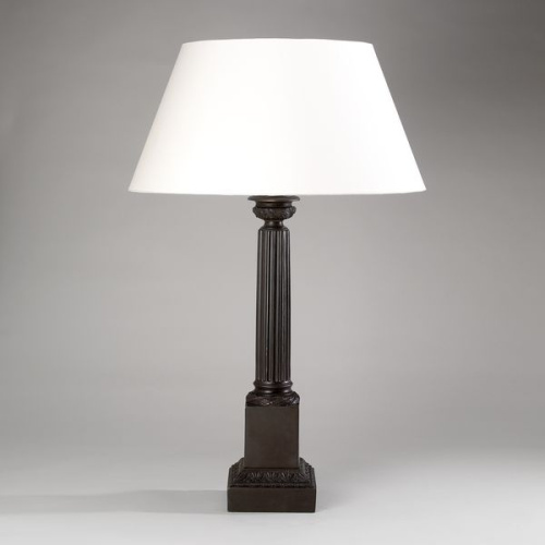 Фото №1 - Лампа настольная колонна Matignon(2S117886)