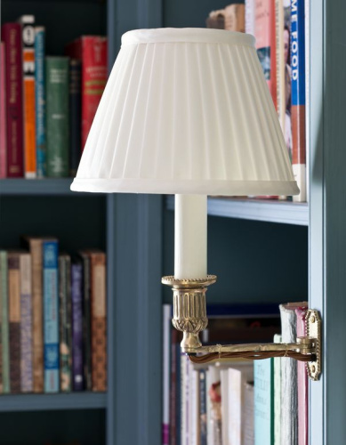 Фото №2 - Светильник настенный для книжного шкафа(2S125362)