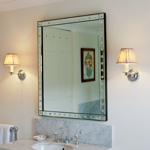 Фото №5 - Светильник настенный на кронштейне для ванной комнаты Sussex(2S125413)