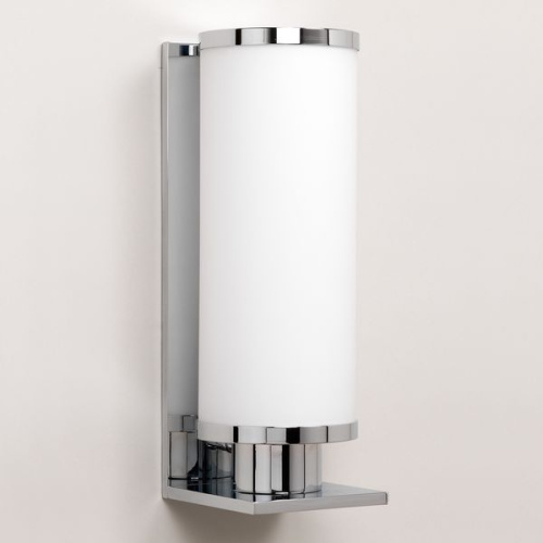 Фото №1 - Светильник настенный для ванной комнаты Bari(2S125326)