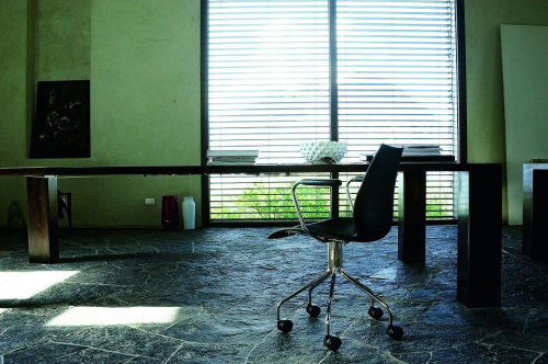 Фото №2 - Рабочее кресло Maui с подлокотниками вращающееся(02879)