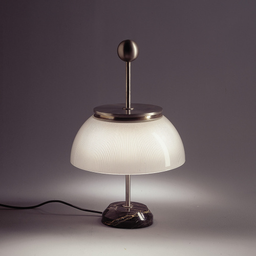 Фото №1 - Настольная лампа Alfa(ARTMD0019)